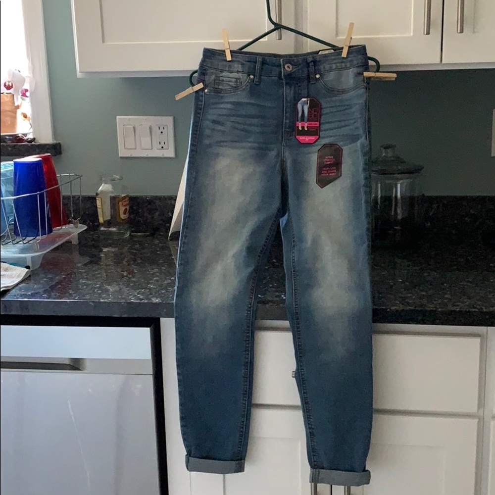 Women’s jeans
